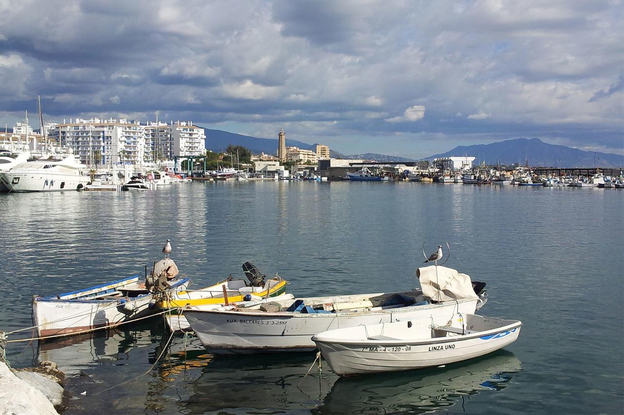 Fragata Estepona Exterior foto